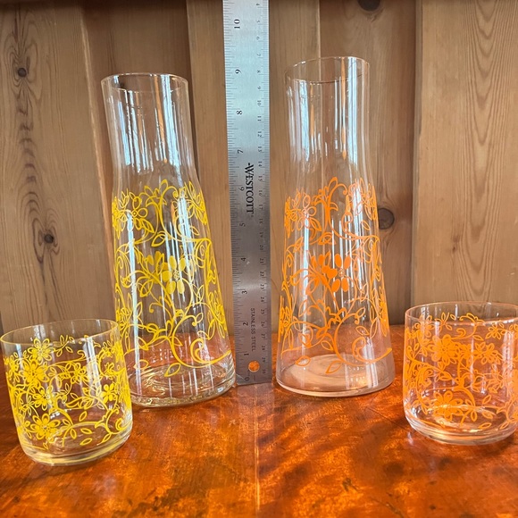 Bedside water carafes with matching glasses (set of 2) - Picture 2 of 3